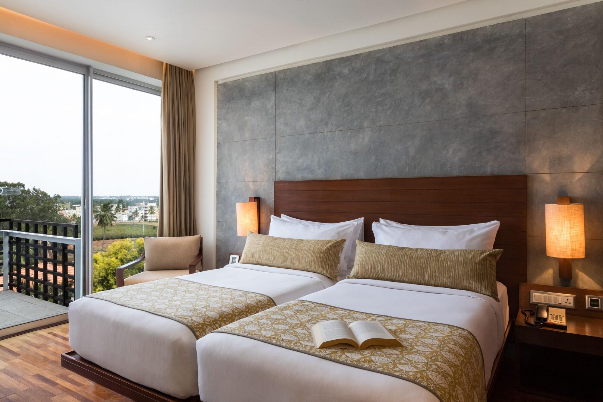 Holiday Inn & Suites Bengaluru Whitefield Exteriör bild