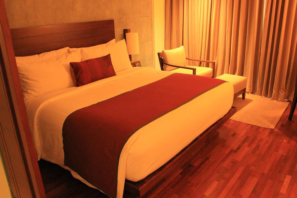 Holiday Inn & Suites Bengaluru Whitefield Exteriör bild