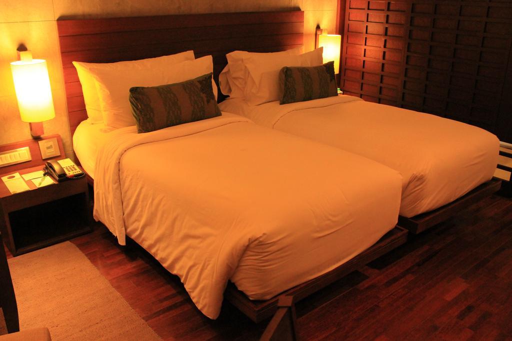 Holiday Inn & Suites Bengaluru Whitefield Exteriör bild