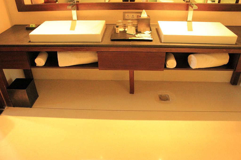 Holiday Inn & Suites Bengaluru Whitefield Exteriör bild