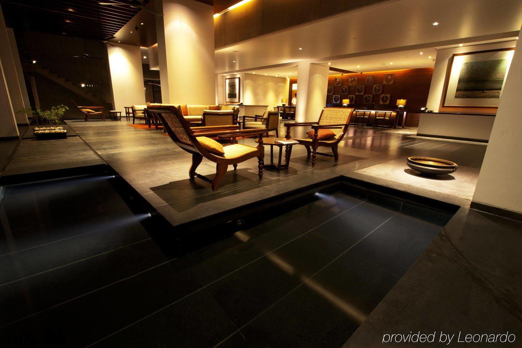 Holiday Inn & Suites Bengaluru Whitefield Exteriör bild