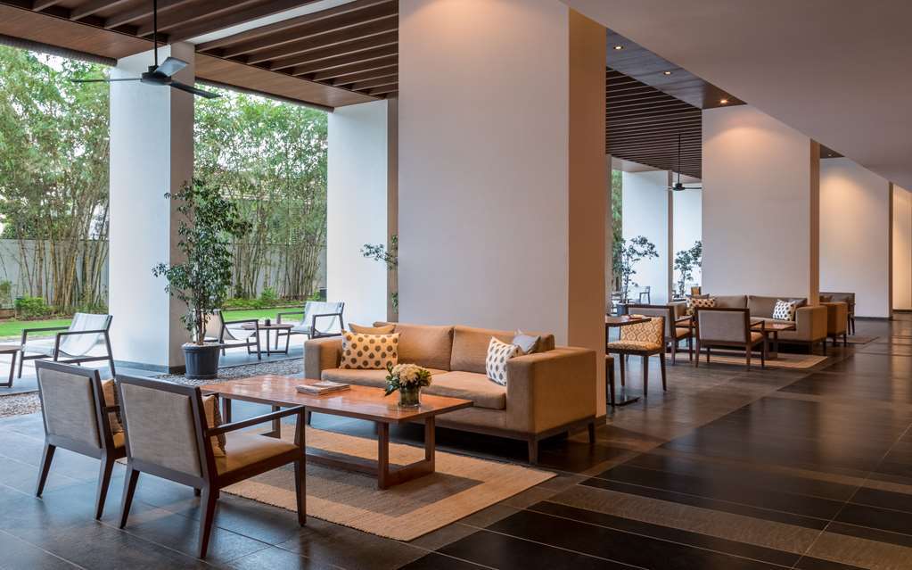 Holiday Inn & Suites Bengaluru Whitefield Inreriör bild
